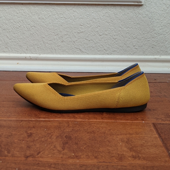 Sunshine Yellow Rothy's Point Flats - Picture 2 of 8